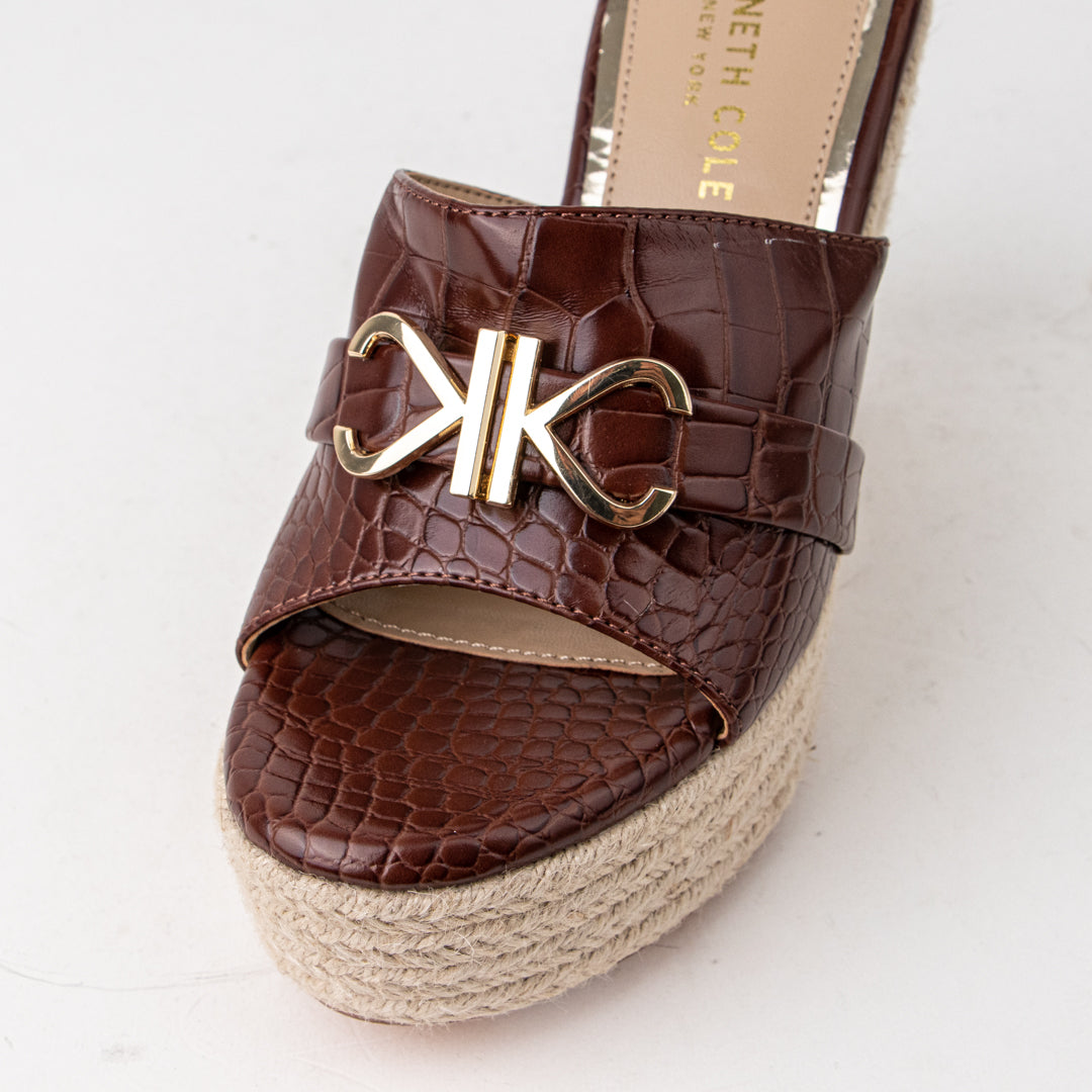Noelle Kc Buckle Wed