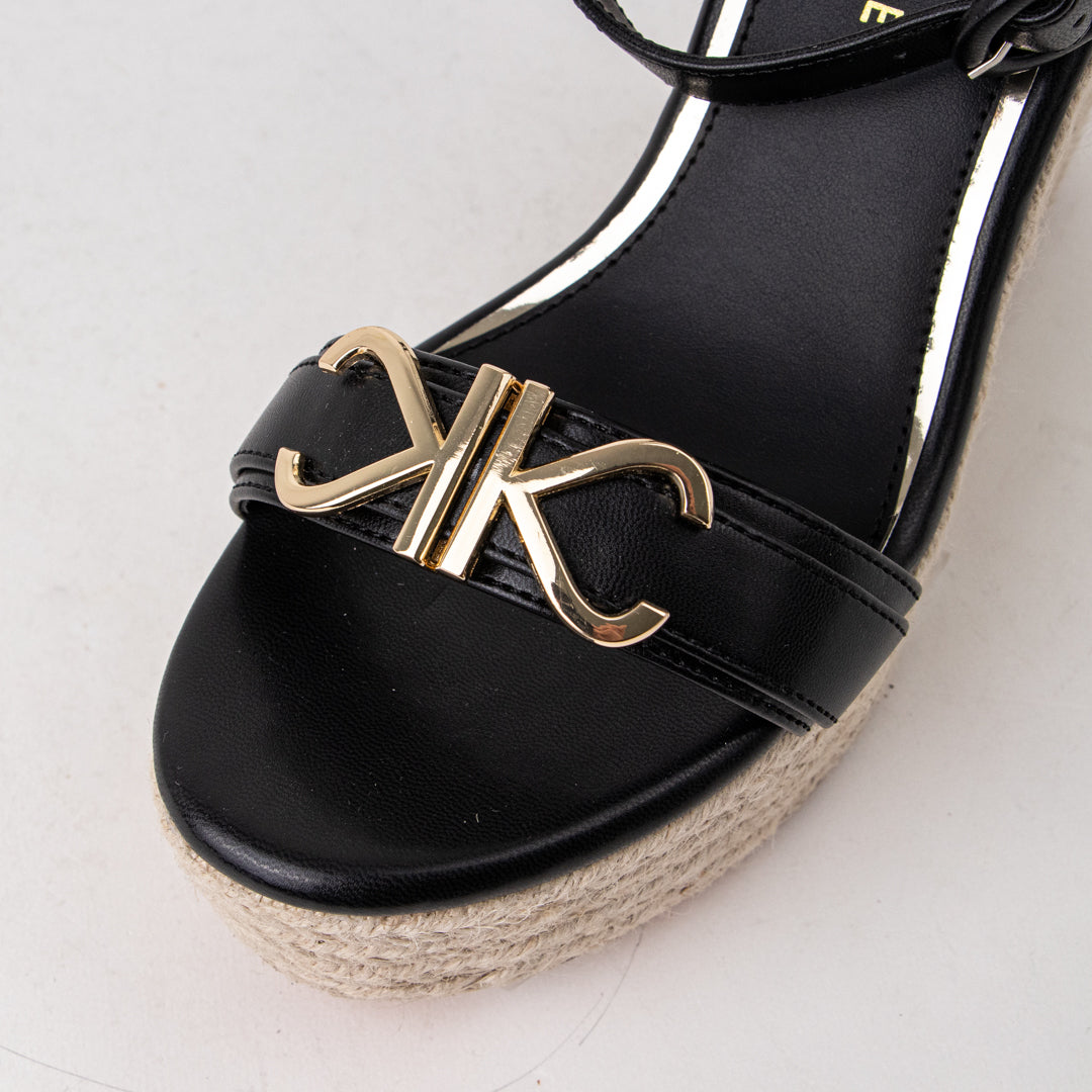 Noelle Kc Buckle Ank