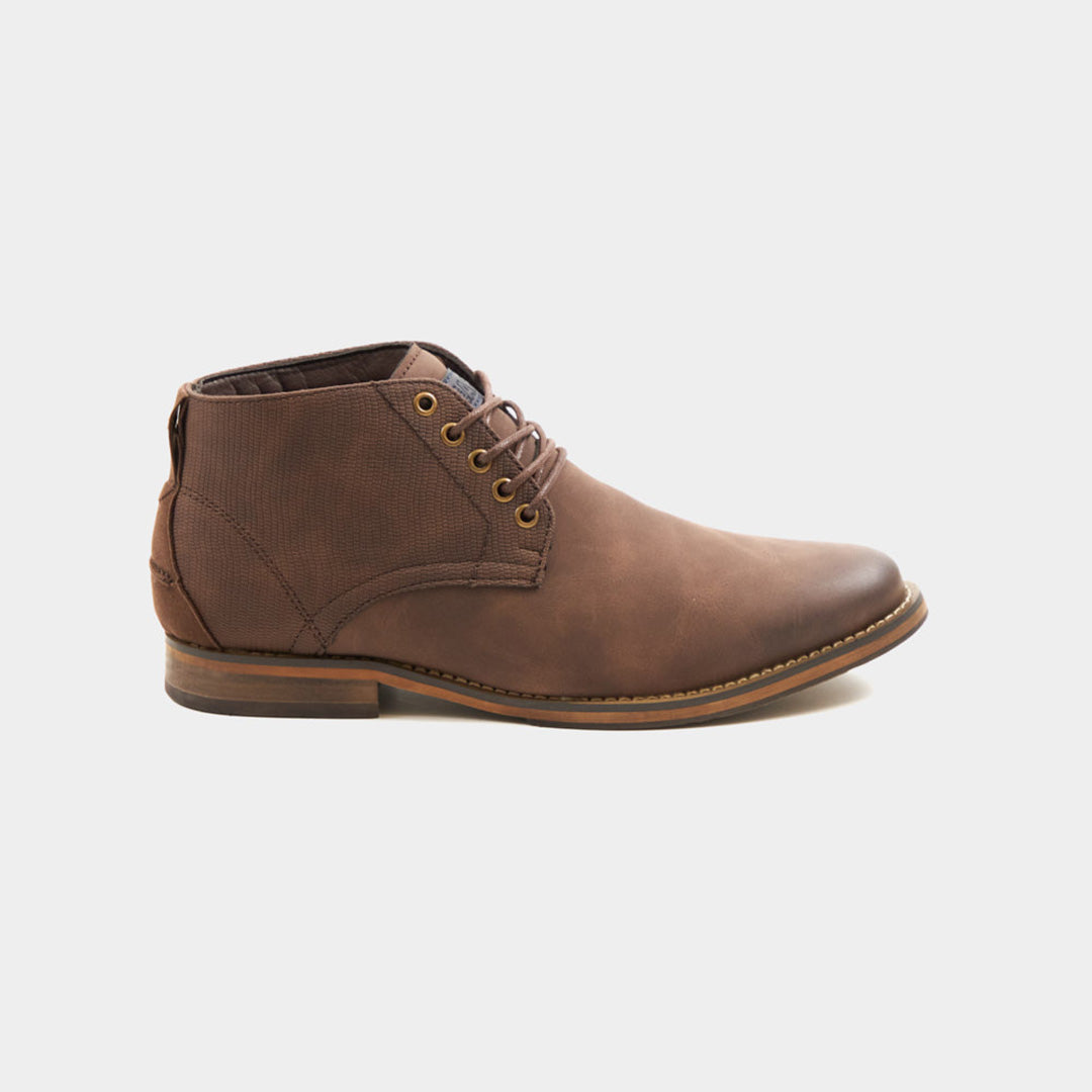 Tack Chukka Boot