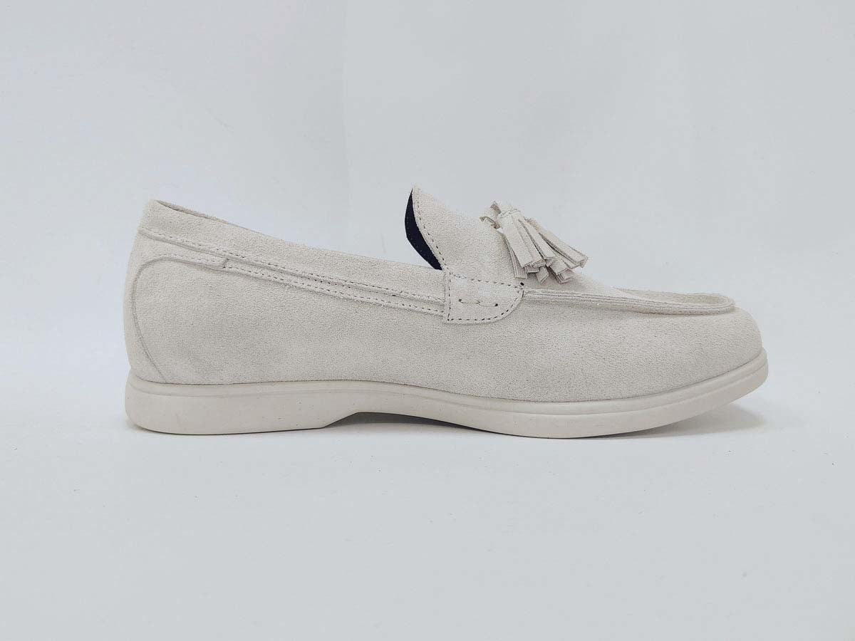 #color_off-white